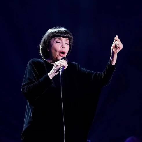 Podrobný fotoreport z koncertu Mireille Mathieu v pražském Kongresovém centru - Spycross