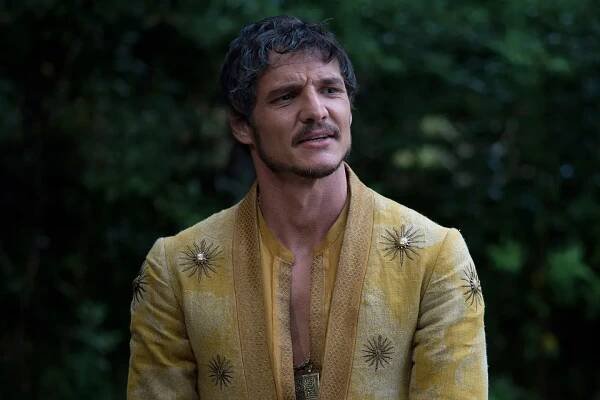 Pedro Pascal dobyl Hollywood přes seriály. Dnes slaví 50 - Minutové zprávy 