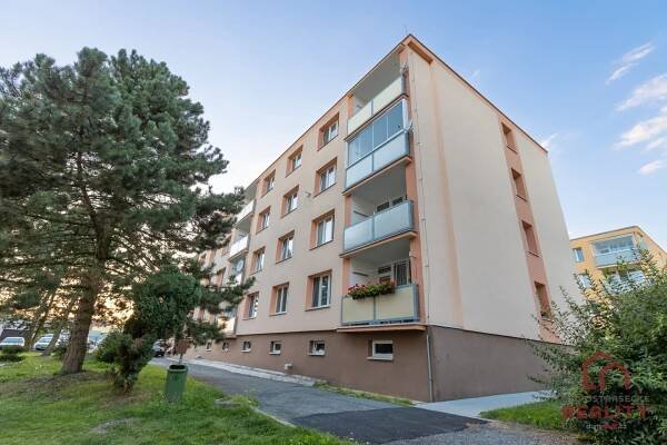 Pronájem bytu 2+1, 54 m2 - Nové Strašecí | Novostrašecké reality