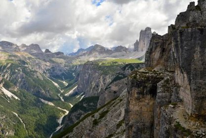 Itálie - Dolomity: Monte Piana - skalní římsa
