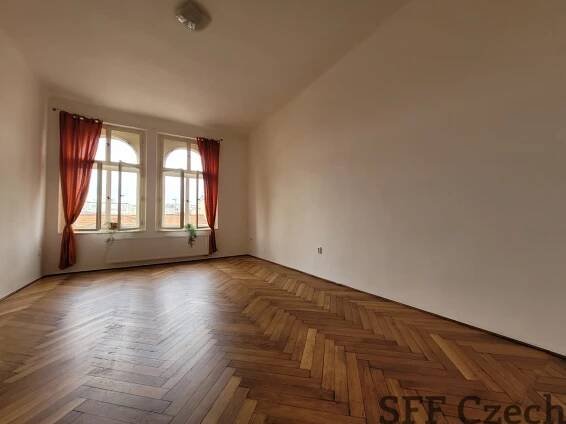 Byt 3+1 k pronájmu I.P. Pavlova, Praha 2 Nové město