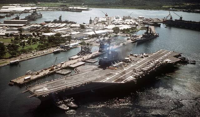 cv-41 uss midway aircraft carrier air wing cvw-5 us navy 136 subic bay philippines