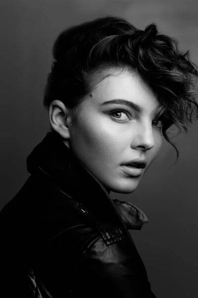 Camren Bicondova