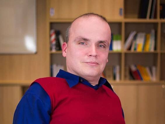 Mezi nominovanými na Cenu Olgy Havlové je právník Martin Škurek, pošlete mu hlas