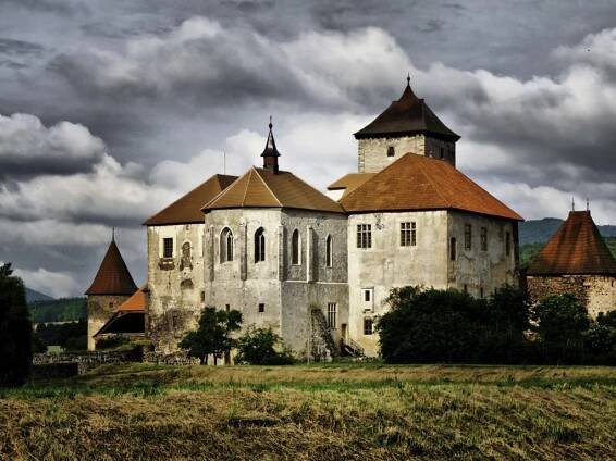Výlet na „pohádkový“ hrad Švihov a do středověkého městečka Regensburg 1