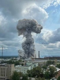 Mohutný výbuch u Moskvy: Rusové po explozi armádní továrny hlásí jednu oběť a 60 zraněných