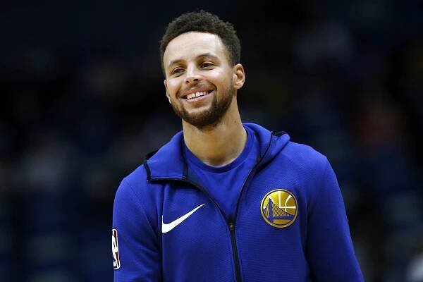 Stephen Curry signs $62.6 million, one-year contract extension with Warriors
