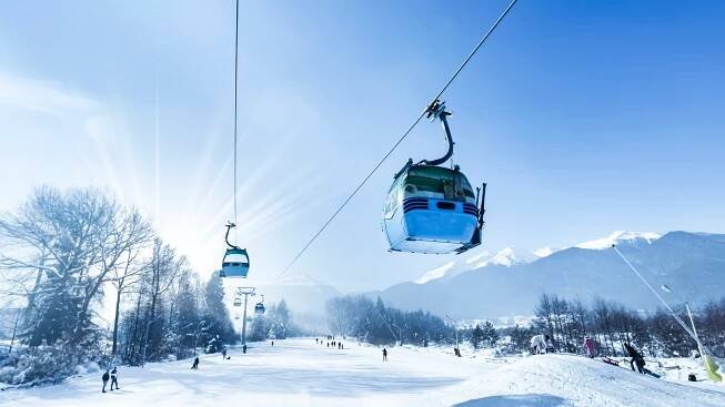 Kam na lyže, snowboard a běžky? Za hranice i do exotiky | www.tourist-centrum.cz