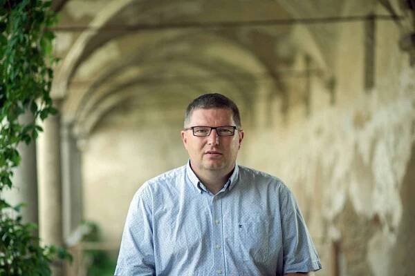 Boj o Muchovu Epopej: Čína padla, Krumlov se nevzdává