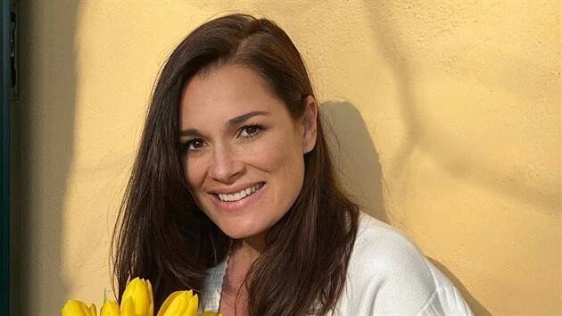 Alena Šeredová slaví narozeniny. Všechno nejlepší mami, napsal jí syn