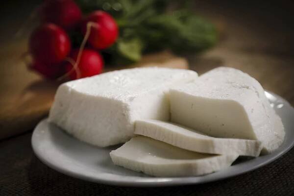 About the Greek Cheese Mizithra (Myzithra)