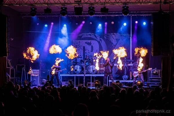 2. 6. TRAKTOR & BASTARD | Letní parket Hořepník - Open-air koncerty, zábavy, rockové, punkové a metalové akce