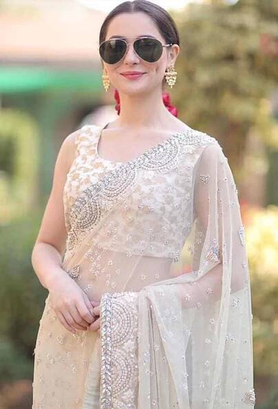Hania Aamir Saree Photo