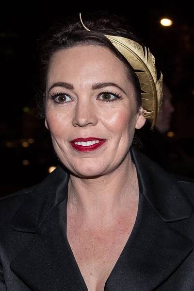Soubor:Olivia Colman at Moet BIFA 2014 (cropped).jpg – Wikipedie