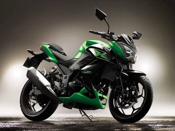 Kawasaki Z300 | Katalog motocyklů a motokatalog na Motorkáři.cz