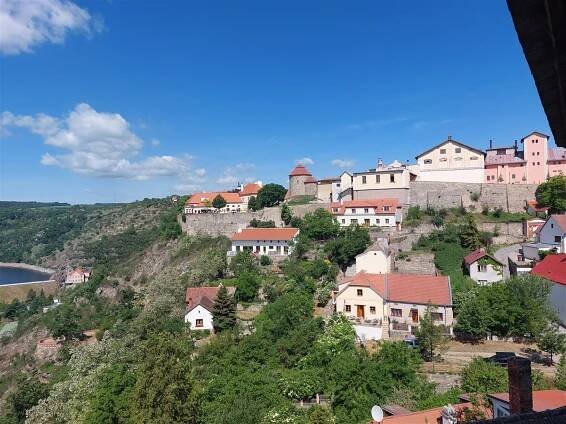 Ubytování v BURČÁKFEST ZNOJMO 2025 - Hotel MARIEL - Cestovní kancelář ATIS a.s.