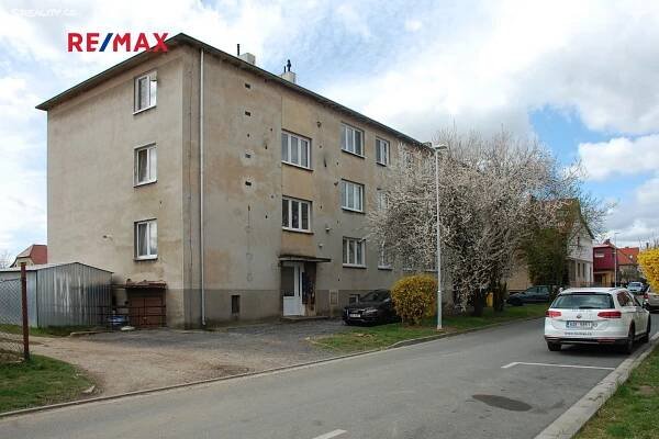 Pronájem bytu 3+1 70 m², Na Vinici, Cerhenice