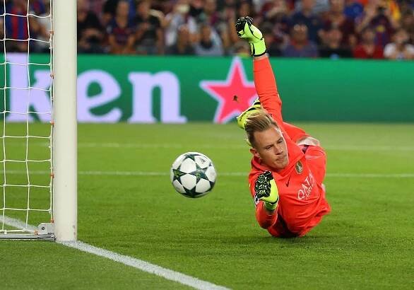 Barcelona goalkeeper Marc-Andre ter Stegen comments on saving Moussa Dembele penalty - HITC