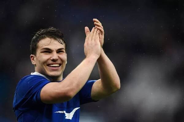 France scrum-half Antoine Dupont dominated the vote to be named 2021 World Rugby Men's Player of the Year