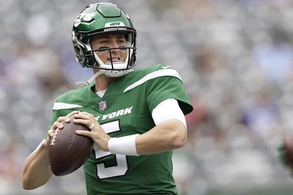 New York Jets quarterback Mike White (5) was elevated to the starting role with Zach Wilson getting a 'reset' week or more from head coach Robert Saleh.
