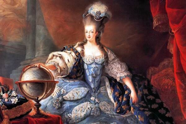 Marie Antoinette in coronation robes by Jean-Baptiste Gautier Dagoty, 1775 .