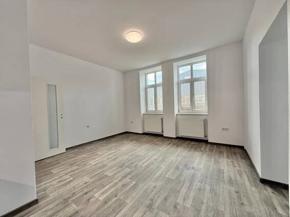 Pronájem bytu 2+1, 1. NP, ul. Hviezdoslavova, Opava po rekonstrukci | Reality.iDNES.cz 