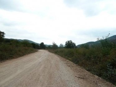 Soubor:Дорога на Ковсакан - panoramio.jpg – Wikipedie