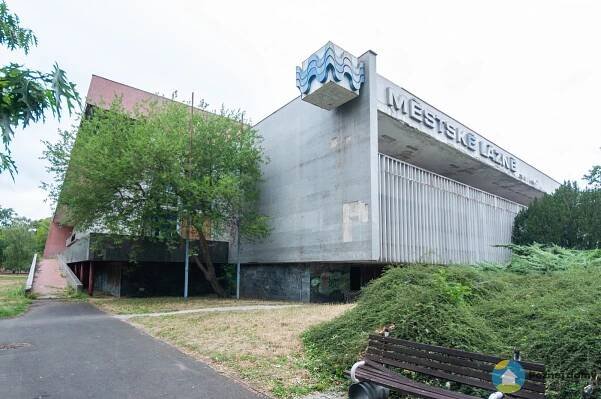 Městské lázně Chomutov (Exteriér), autor: Radomír Kočí, datum: 13.8.2022