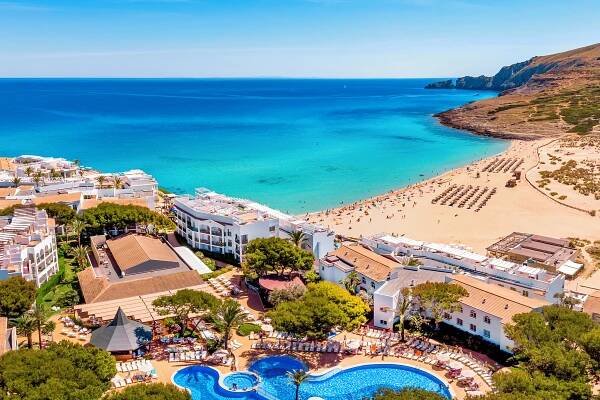 Aparthotel VIVA Cala Mesquida Resort & Spa, Cala Mesquida, is one of the best all-inclusive hotels in Mallorca