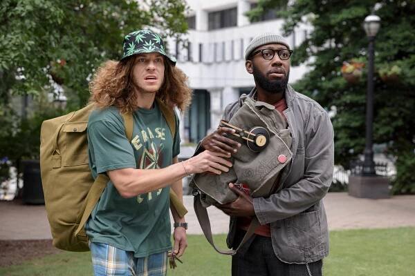 Blake Anderson, Lamorne Morris - Woke - A Knight in the Park - Z filmu
