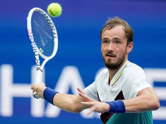 Daniil Medvedev hands Andrey Rublev more quarter-final heartache
