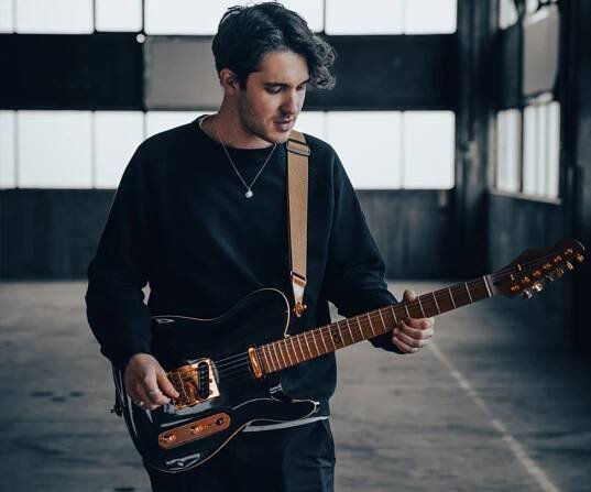 Chapman Guitars Artists — Chapman Guitars