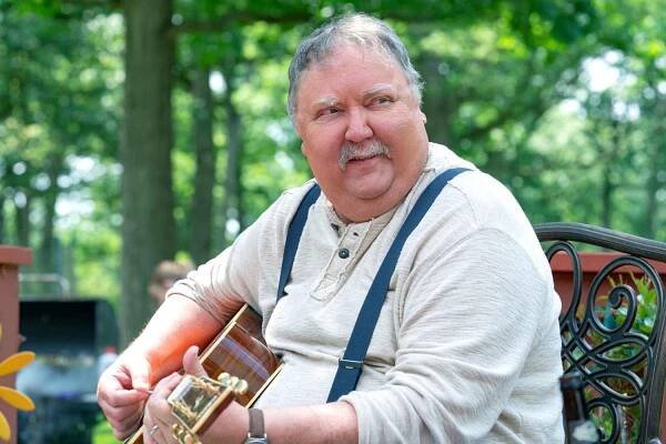 Mike Hagerty, who played Mr. Treeger on 'Friends,' dies at 67