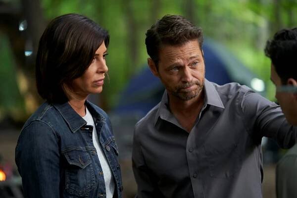 Soukromé očko - Důkaz - Z filmu - Cindy Sampson, Jason Priestley