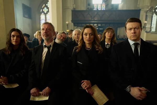 Sabrina Bartlett, John Simm, Zoë Tapper, Daniel Rigby - I, Jack Wright - Episode 1 - Z filmu