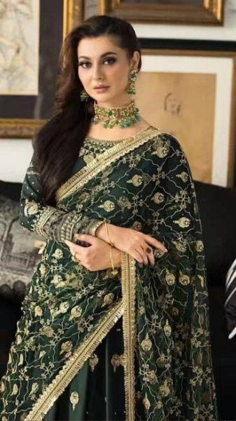 Indian saree to Pakistani Anarkali: Hania Aamir’s lookbook for Eid 2025
