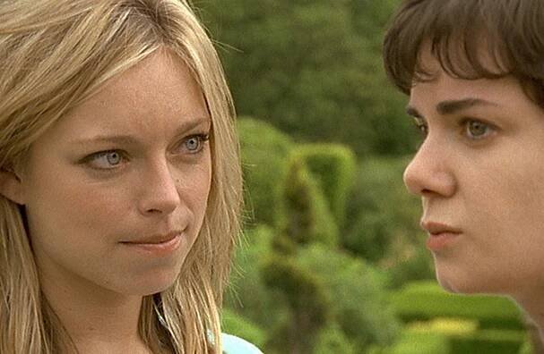 Sarah Alexander, Victoria Hamilton - Vraždy v Midsomeru - Zahrada smrti - Z filmu