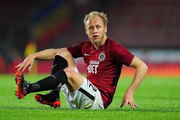 Fotbalové utkání HET ligy mezi celky AC Sparta Praha a FK Jablonec 20. dubna v Praze. Semih Kaya .