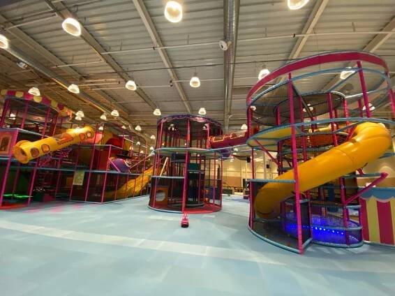 Cirkus Park v Teplicích (Táta)