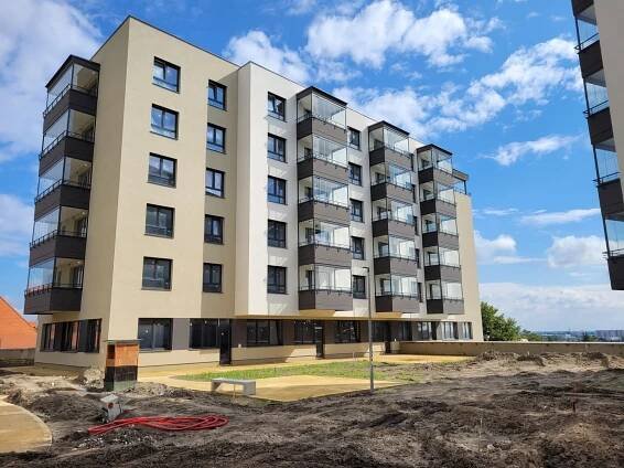 Portfólio moderných riešení zo skla na mieru | av-design.sk - av-design.sk