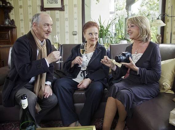 In aller Freundschaft - Heimkehr - Z filmu - Heinz Rennhack, Ursula Karusseit, Uta Schorn
