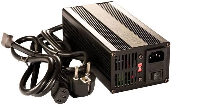 Nabíječka LiFePO4 12V - Outdoor Elektro