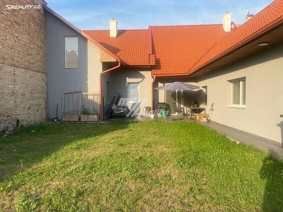 Pronájem Byt 2+kk, Pražská, Městec Králové, okres Nymburk