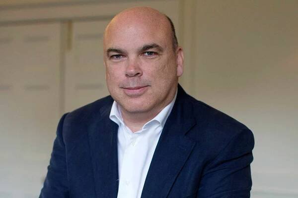 Tech Tycoon Mike Lynch and Daughter Among Missing After Luxury Yacht Sinks Off Sicilian Coast