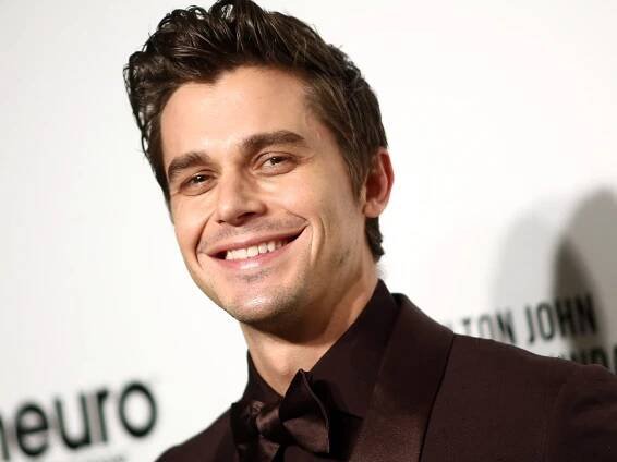 Antoni Porowski's Short Haircut Throws Instagram Into a Thirst Fit