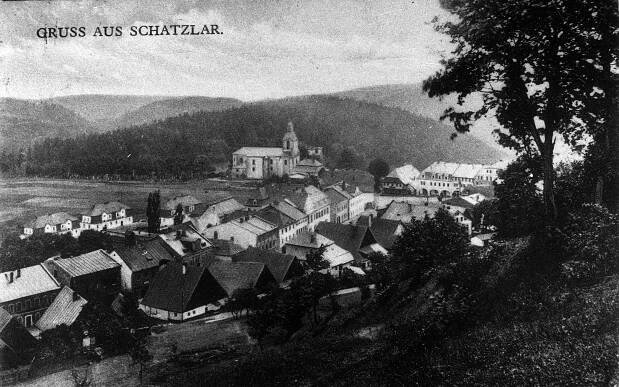 Žacléř, celkový pohled od severu; 20. léta 20. století (sbírka Jiřího Fiedlera).