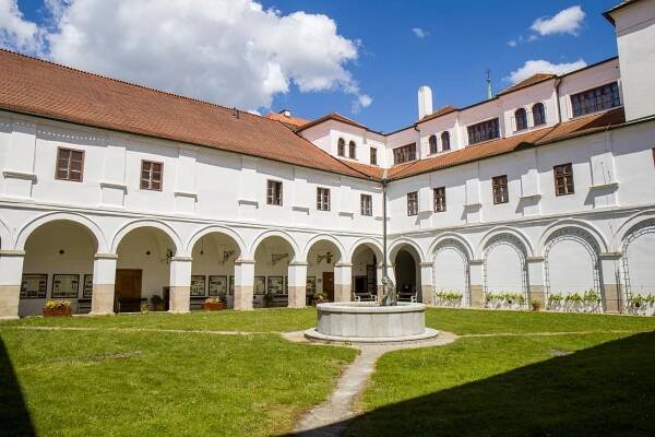 Jindrichuv Hradec