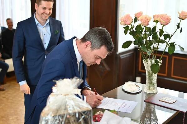 FOTO: Diamantová svatba. Manželé z Ústí prozradili, jak na šťastné manželství