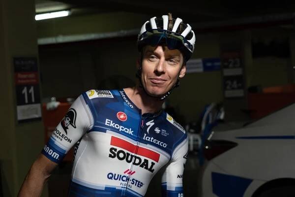 Cyklisty Hirta s Černým čeká první společné Giro. Pohromadě budou závodit i bydlet