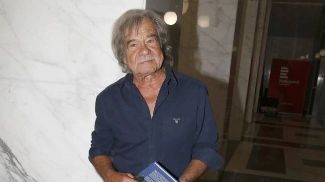 Petr Rezek musel akutně podstoupit operaci srdce. Legendární zpěvák má údajně problémy už dlouhé roky